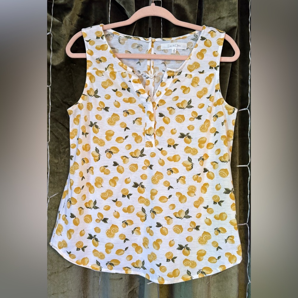 Eden & Olivia sleeveless top - lemon print - S